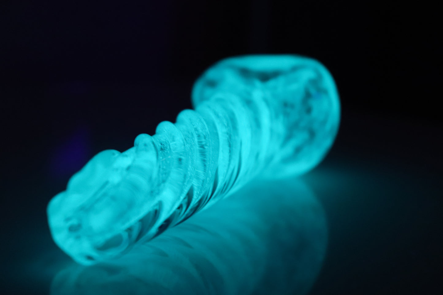 Glow Frost Outside Twist